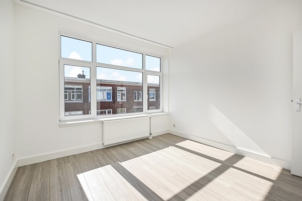 Medium property photo - Hadewichstraat 45, 2531 XX Den Haag